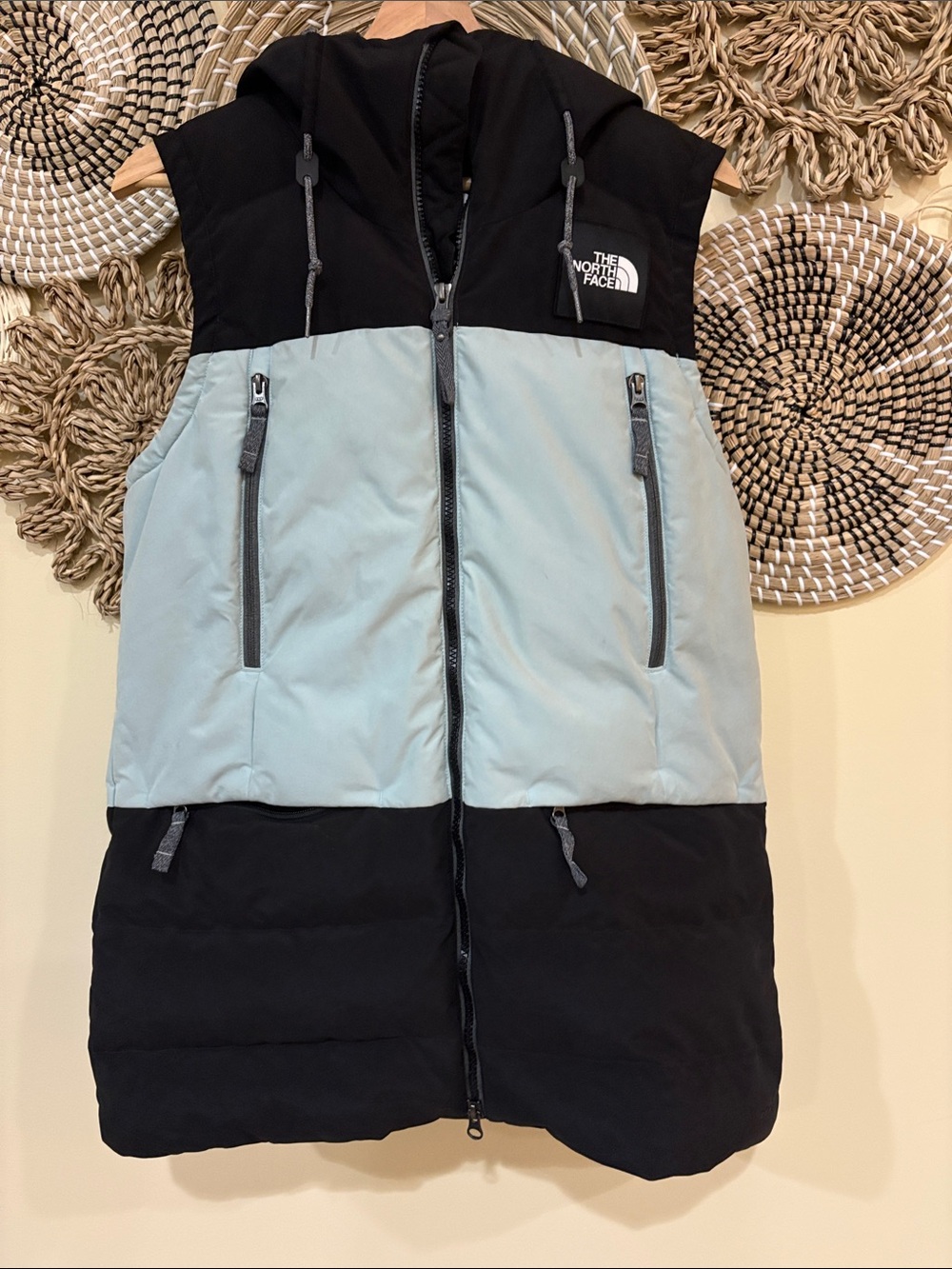 The North Face Women’s Pallie Down Vest - Size Medium. Light blue and black
